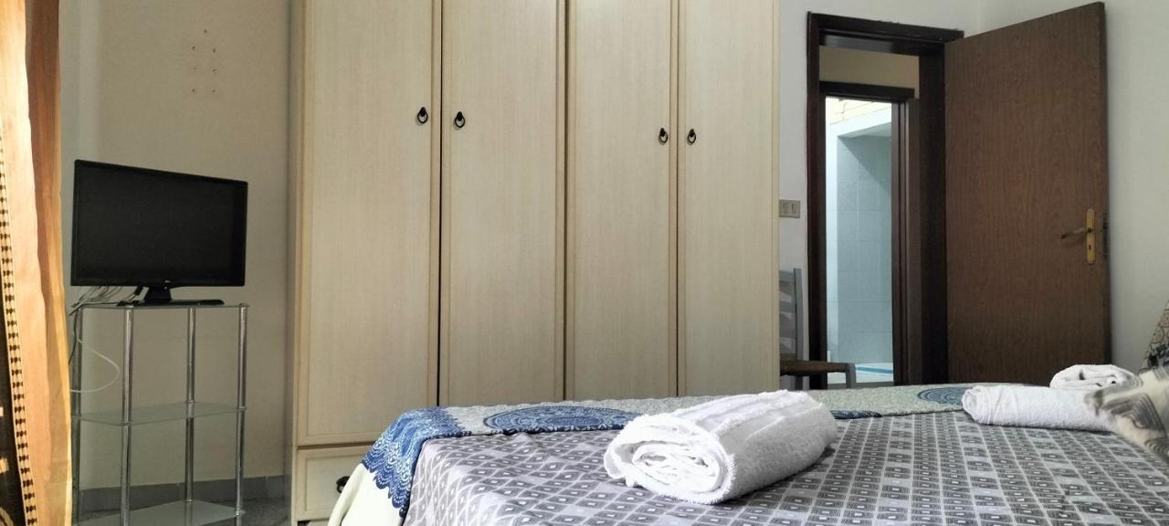 Vila Just Sleep Rimangono Poche Prenotazioni Disponibili Pachino Exteriér fotografie